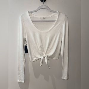 NWT Aritzia Wilfred Free White Long Sleeve Tee